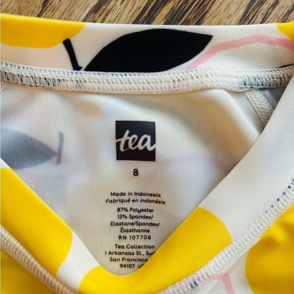 Tea Collection Girl's Long Sleeve Citrus Print Swim Rash Guard Top 8 - Picture 3 of 3